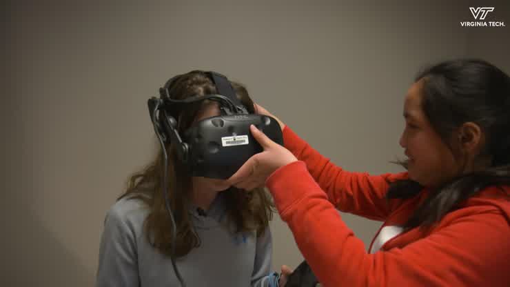University Libraries builds Virtual Environments Studio for local middle schoolers 