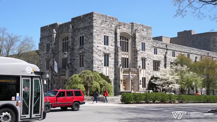 Where are the books?: The evolution of University Libraries