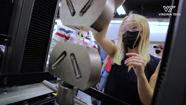 Engineering lab offers undergraduates hands-on experience