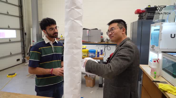 Plant-mimicking robots use the art of origami
