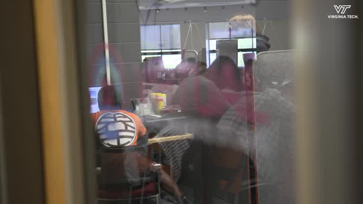 Virtual Environments Studio gives visitors relaxed access to virtual reality