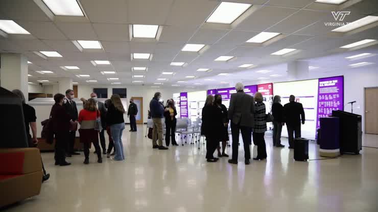"Color of Freedom" exhibit inspires minority women in service