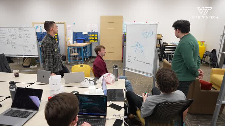 Engineering capstone course combines multiple disciplines