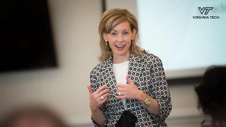 Leanne Caret shares experience, insight with Virginia Tech students 