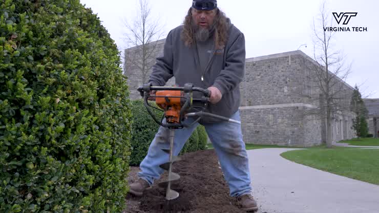 Behind the scenes: Planting on the Blacksburg campus