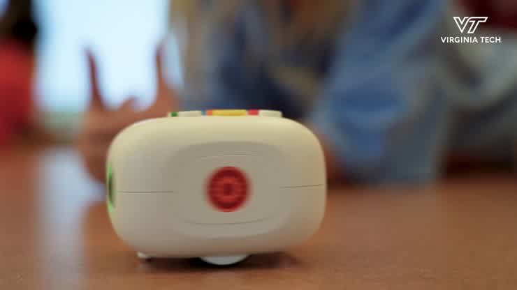 After-school program blends arts and robotics to spark students' interest in STEAM education